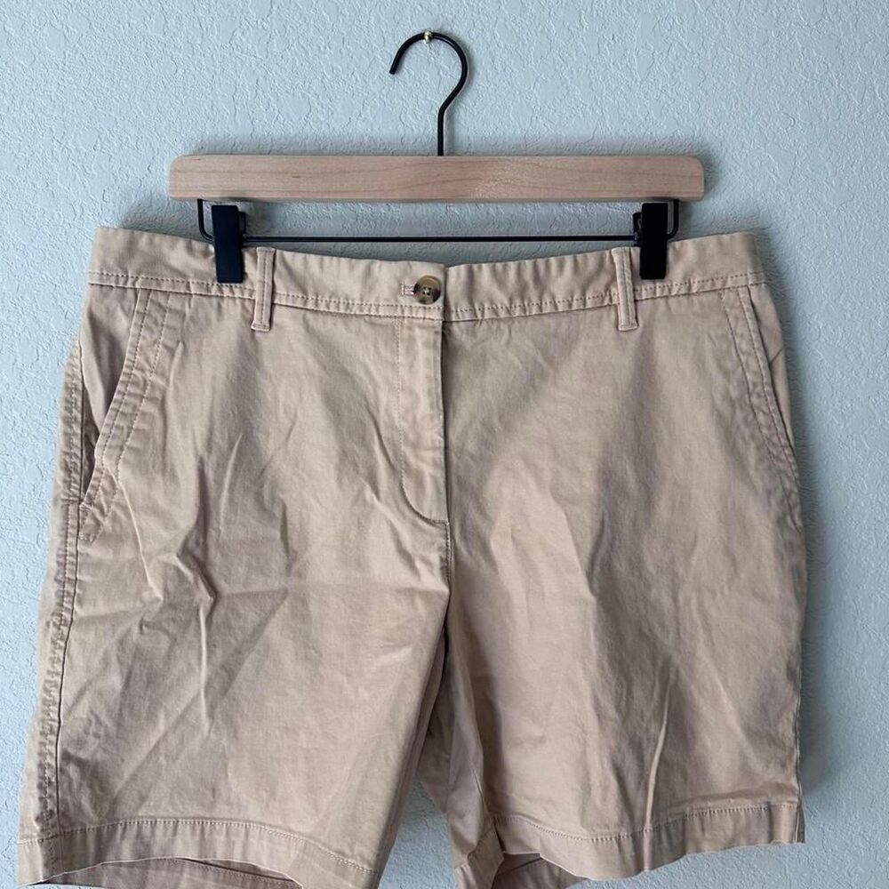 Talbots Women's Tan and Cream Shorts